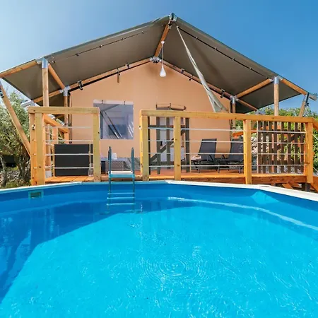 Krk Glamping Village Tente de luxe *