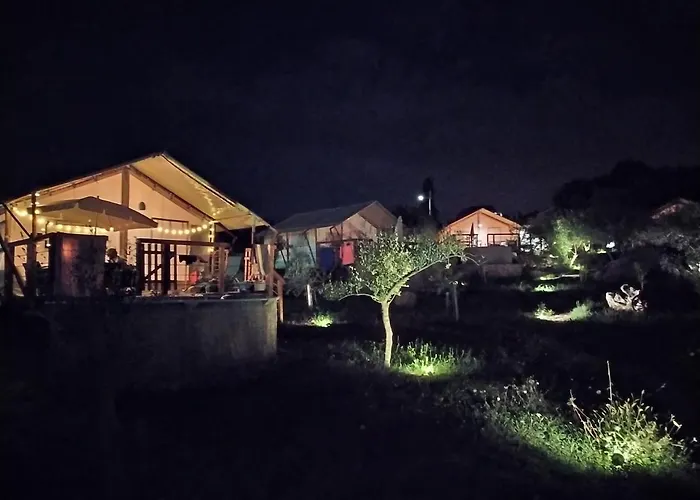 Krk Glamping Village ラグジュアリーテント *