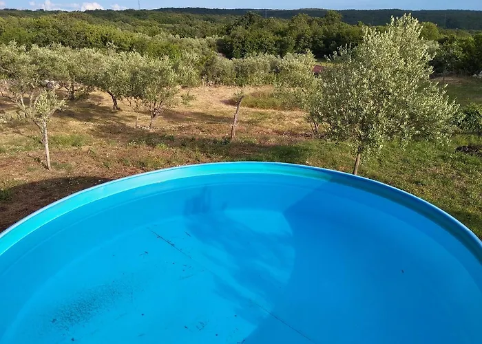 Krk Glamping Village ラグジュアリーテント Brusići