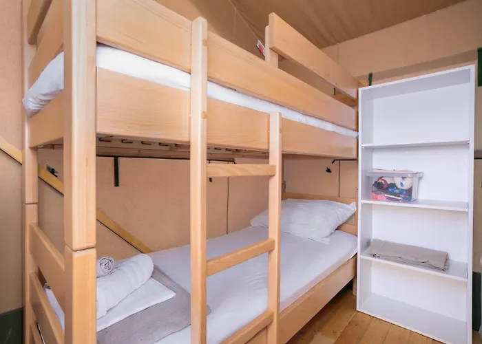 ラグジュアリーテント Krk Glamping Village *