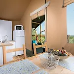 אוהל מפואר Krk Glamping Village